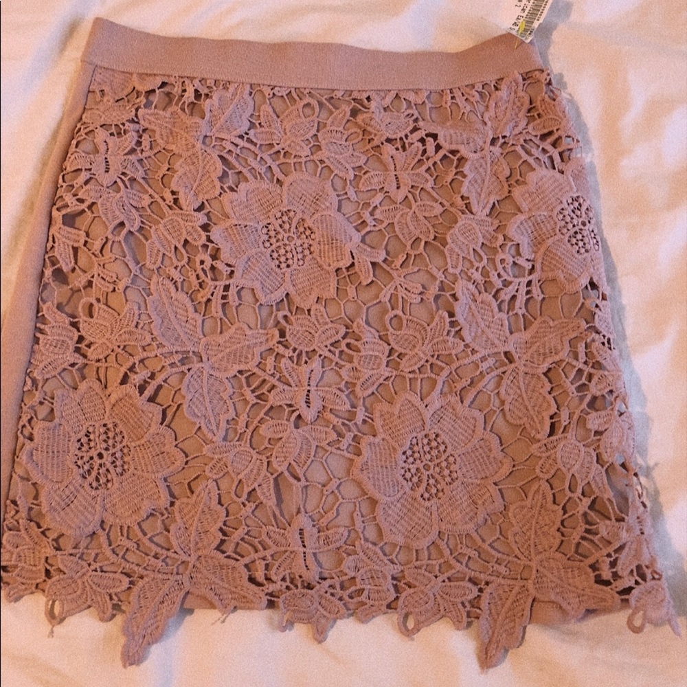 american eagle pink flower skirt